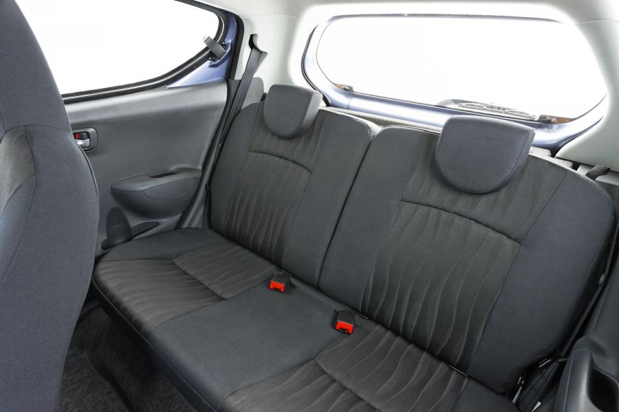  Nissan Pixo 2008 года  (фото 5 из 120)